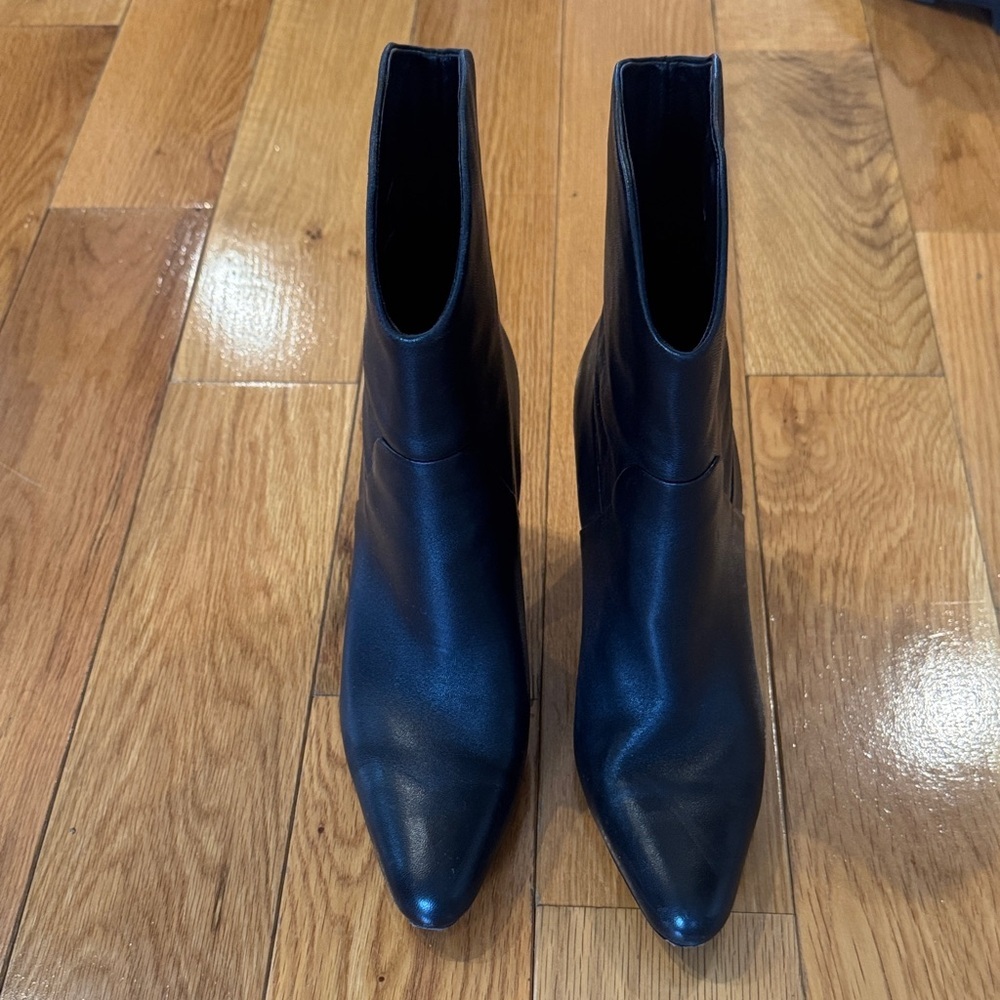 Vince Leather Boots Size 8.5